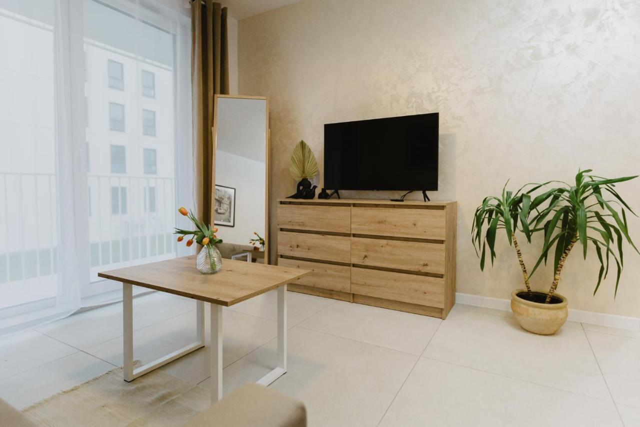 Apartment Echo, F210 *