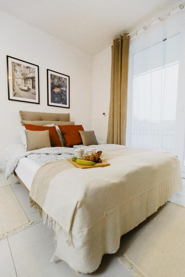 Echo, F210 Apartment Lublin